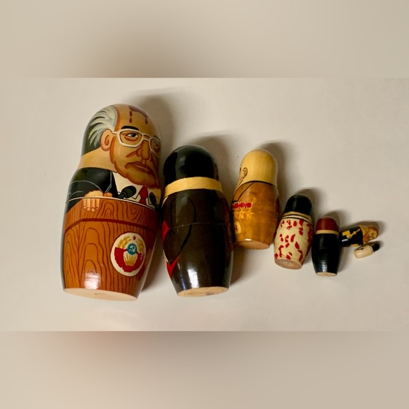 1980s Vintage Soviet Era Hand Painted Wooden Historic Russian Leaders Matryoshka - Picture 7 of 10